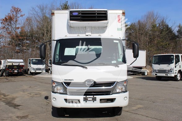 2020 HINO 195 327078
